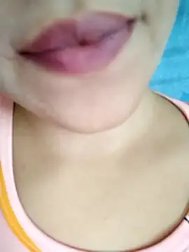 Snapshot of Anki-doll chatting on October 30, 5:31 am Anki-doll online show from October 30, 5:31 am