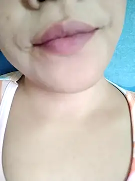 Snapshot of Anki-doll chatting on November 8, 5:51 am Anki-doll online show from November 8, 5:51 am