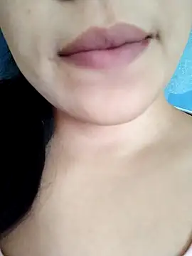 Snapshot of Anki-doll chatting on November 23, 6:02 am Anki-doll online show from November 23, 6:02 am