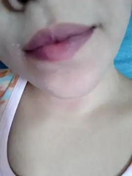 Snapshot of Anki-doll chatting on November 27, 5:31 am Anki-doll online show from November 27, 5:31 am