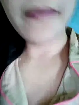 Snapshot of Anki-doll chatting on December 14, 5:35 am Anki-doll online show from December 14, 5:35 am