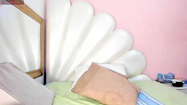 Ally Parkeer  online show from February 27, 2:32 pm