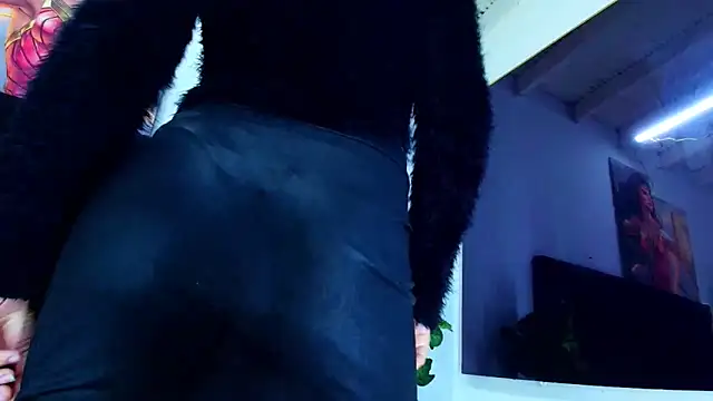 Eban Dustan online show from December 3, 11:36 pm