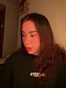 Im Valen Cute online show from February 4, 11:20 pm