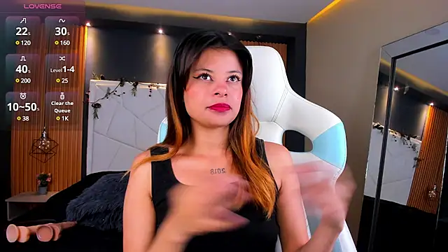 Snapshot of Antonella_Torres2 chatting on February 18, 3:31 am Antonella Torres2 online show from February 18, 3:31 am