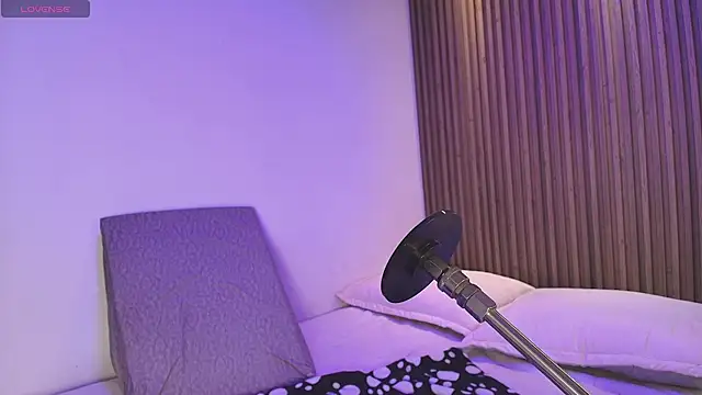 Snapshot of Antonella_Torres2 chatting on November 11, 3:28 am Antonella Torres2 online show from November 11, 3:28 am