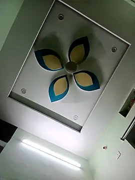 Snapshot of deshi_boybig chatting on March 17, 1:50 pm deshi boybig online show from March 17, 1:50 pm