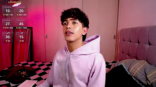 teobowny  online show from January 6, 7:13 pm