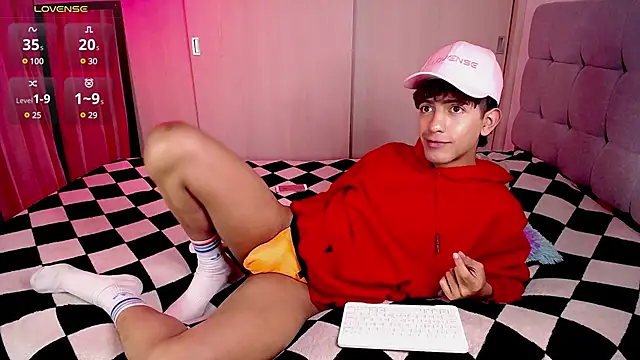 teobowny  online show from January 7, 5:31 pm