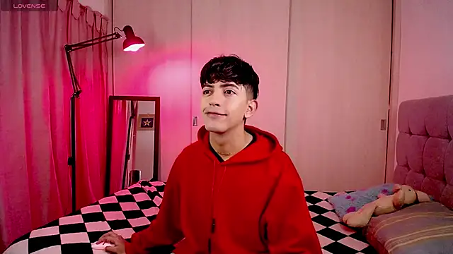 teobowny  online show from January 10, 2:23 pm