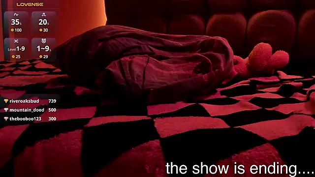 teobowny  online show from January 10, 8:26 pm