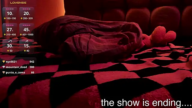 teobowny  online show from January 14, 7:32 pm