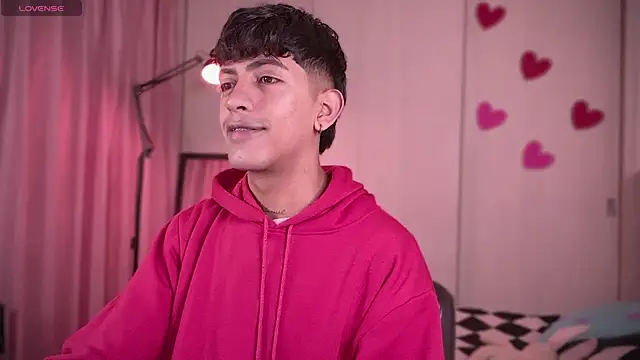 teobowny  online show from March 13, 3:39 pm