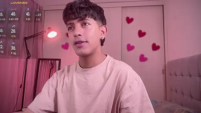 teobowny  online show from March 20, 2:53 pm