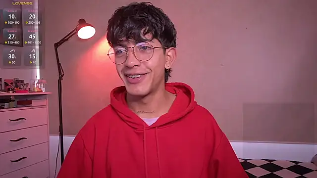 teobowny  online show from September 25, 1:15 pm