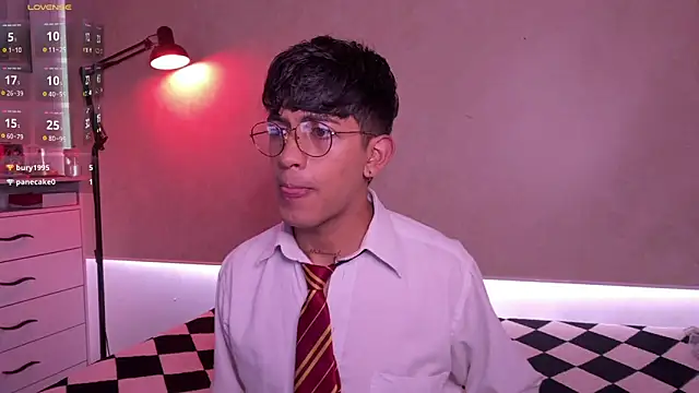 teobowny  online show from October 5, 7:34 pm