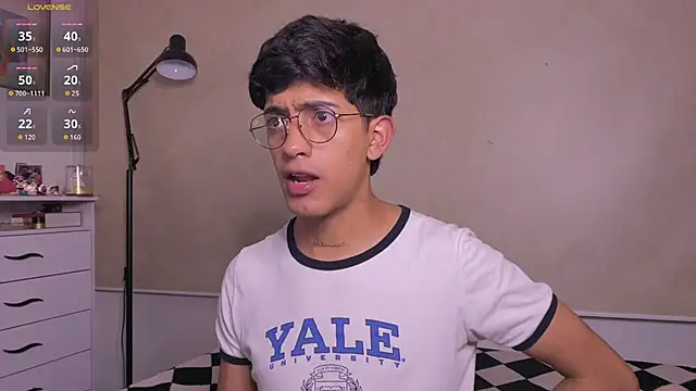 teobowny  online show from November 21, 2:32 am