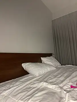 navywildxxx online show from February 4, 3:15 pm