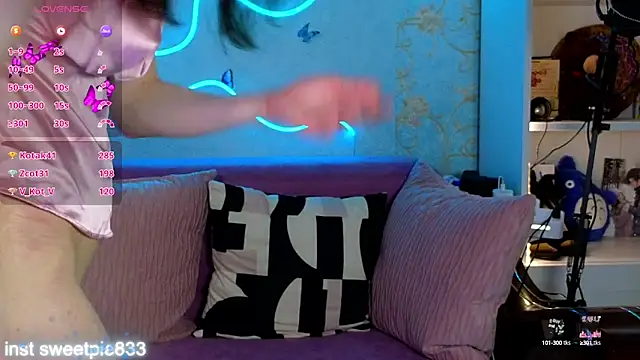 Snapshot of Anal_Girl_ chatting on March 8, 10:34 pm Anal Girl online show from March 8, 10:34 pm