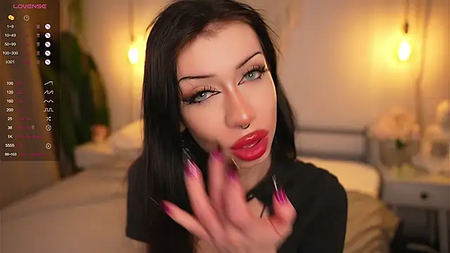 Devilsss toy online show from November 9, 3:43 pm