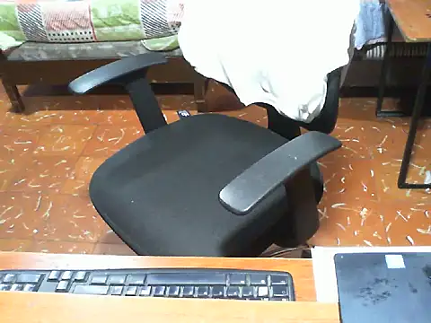 Snapshot of Roberto3102 chatting on December 20, 1:51 pm Roberto3102 online show from December 20, 1:51 pm
