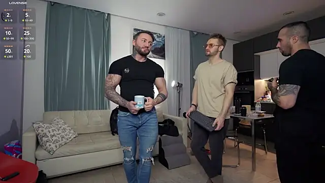 Snapshot of Alex_xxx chatting on November 16, 3:28 pm Alex xxx online show from November 16, 3:28 pm