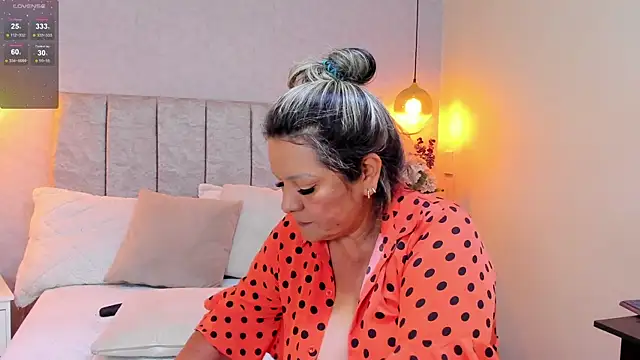 tutu milf online show from March 20, 7:46 pm