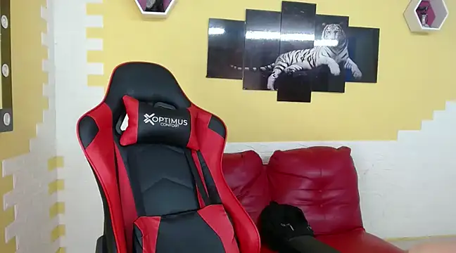 mau elixxx online show from January 12, 5:24 am