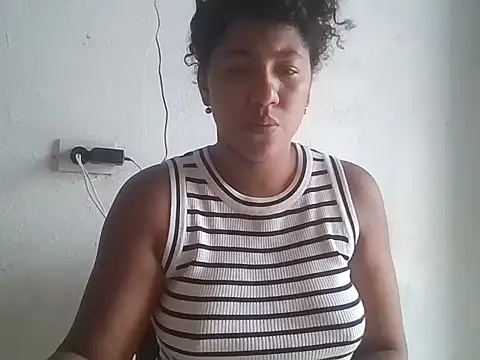 bellacrespalatina online show from February 3, 3:50 pm