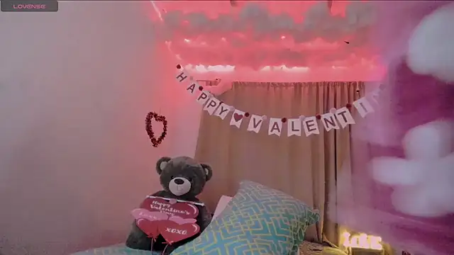 Lauu G online show from January 29, 3:01 am