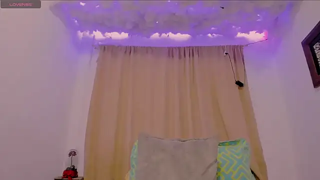 Lauu G online show from March 6, 11:31 pm