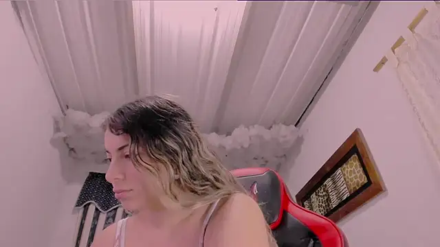 Lauu G online show from September 18, 9:33 am