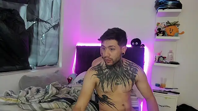 Snapshot of _tatho_perovich_ chatting on January 9, 11:14 am tatho perovich online show from January 9, 11:14 am