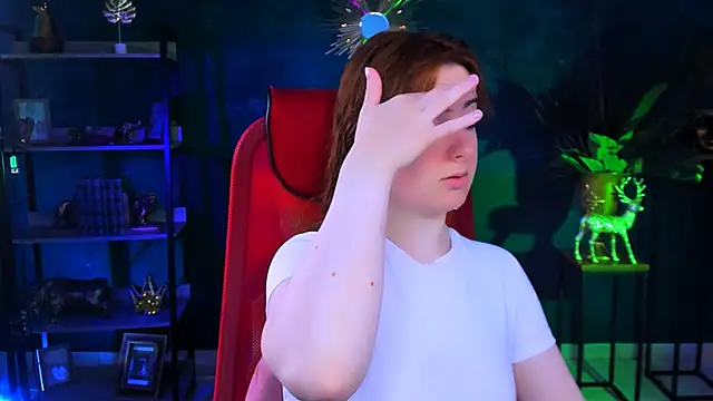 AnnTerry  online show from February 25, 7:07 am