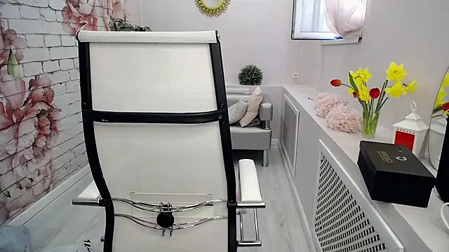 Snapshot of Cutie_Asya chatting on May 11, 4:29 am Cutie Asya online show from May 11, 4:29 am