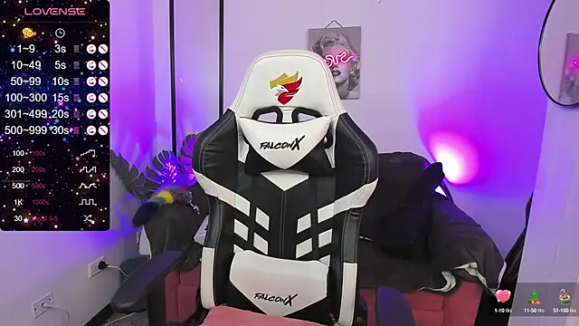 blackberrys  online show from December 2, 8:33 pm