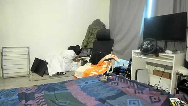 ENGLISHEMILY 69 online show from February 11, 2:35 pm