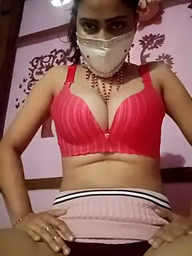 Snapshot of Miss-Kamini chatting on January 10, 5:37 am Miss-Kamini online show from January 10, 5:37 am