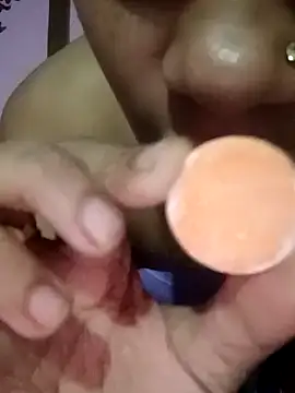 Snapshot of Miss-Kamini chatting on January 10, 2:34 pm Miss-Kamini online show from January 10, 2:34 pm