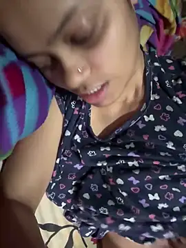 Snapshot of Miss-Kamini chatting on January 22, 7:25 am Miss-Kamini online show from January 22, 7:25 am