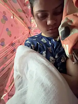 Snapshot of Miss-Kamini chatting on February 4, 11:27 pm Miss-Kamini online show from February 4, 11:27 pm