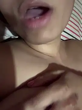 Snapshot of Miss-Kamini chatting on February 7, 9:16 am Miss-Kamini online show from February 7, 9:16 am