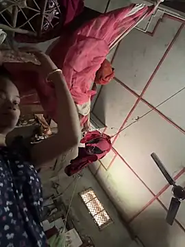 Snapshot of Miss-Kamini chatting on February 8, 6:01 am Miss-Kamini online show from February 8, 6:01 am