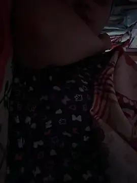 Snapshot of Miss-Kamini chatting on February 22, 7:23 am Miss-Kamini online show from February 22, 7:23 am