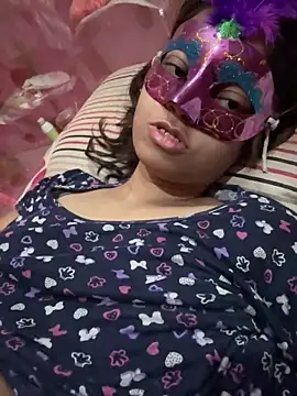 Snapshot of Miss-Kamini chatting on February 27, 12:54 am Miss-Kamini online show from February 27, 12:54 am