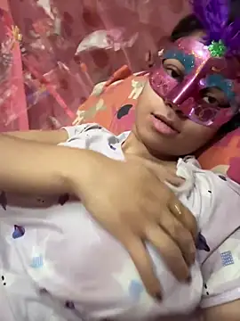 Snapshot of Miss-Kamini chatting on March 16, 2:43 am Miss-Kamini online show from March 16, 2:43 am