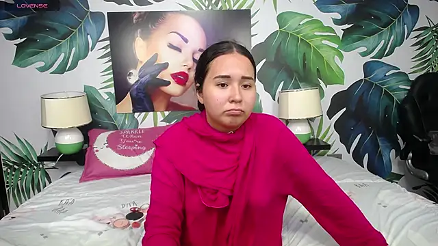 Snapshot of hushaima chatting on January 10, 7:00 pm hushaima online show from January 10, 7:00 pm