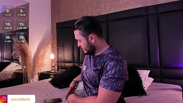 JossAckland online show from November 20, 7:57 pm