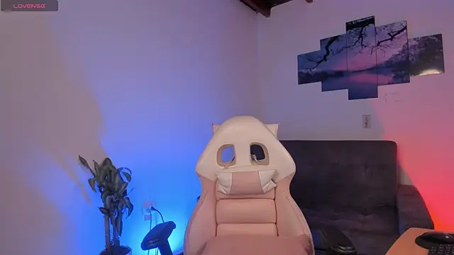 Snapshot of odelei chatting on March 21, 7:44 am odelei online show from March 21, 7:44 am