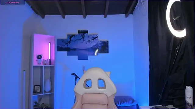 odelei online show from November 4, 8:52 pm